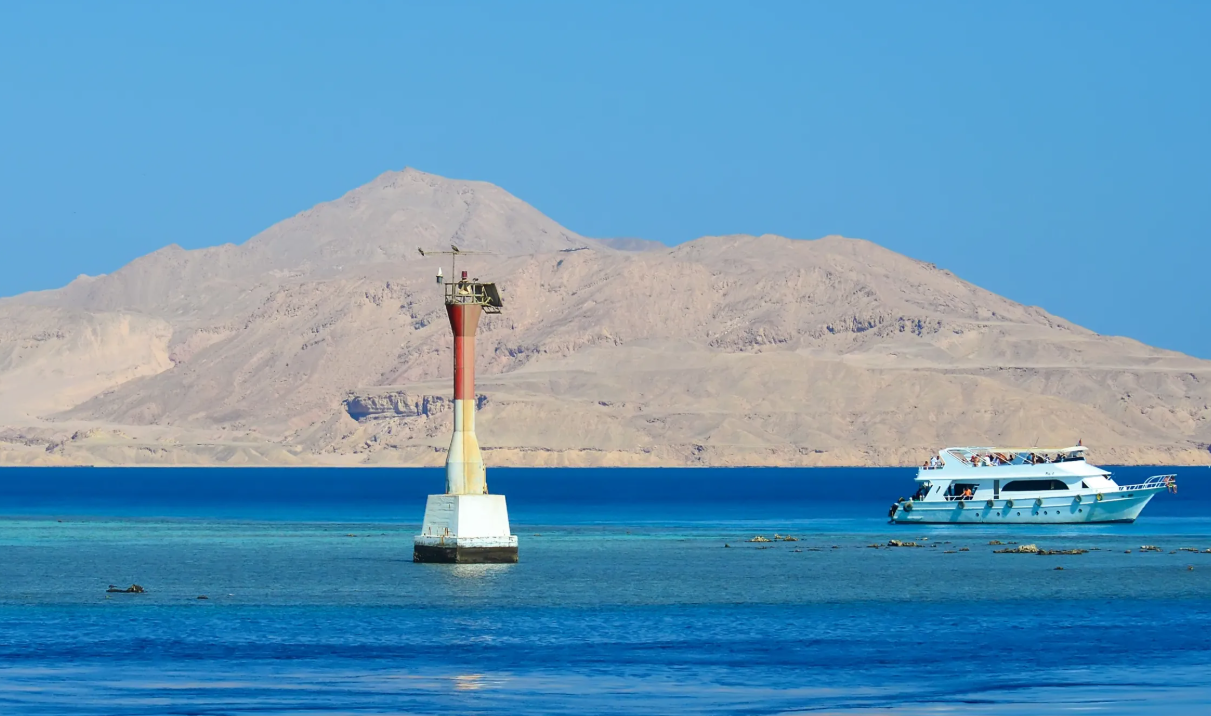 Tiran Island Snorkeling & Diving Cruise - 4